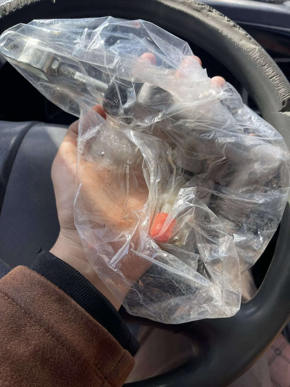 عمبار الفوك مال الكلج جديد للبيع اطلي شركة Tcic
سعر 25 الف


**إذا كنت صاحب هذا الإعلان وتريد حذفه لأي سبب، رجاءا أرسل رسالة إلى الدعم الفني**