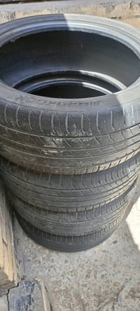 تخم تاير مستعمل للبيع نظافة 70%  هانكوك كوري اصلي (245/45/19) تجي تشوف...