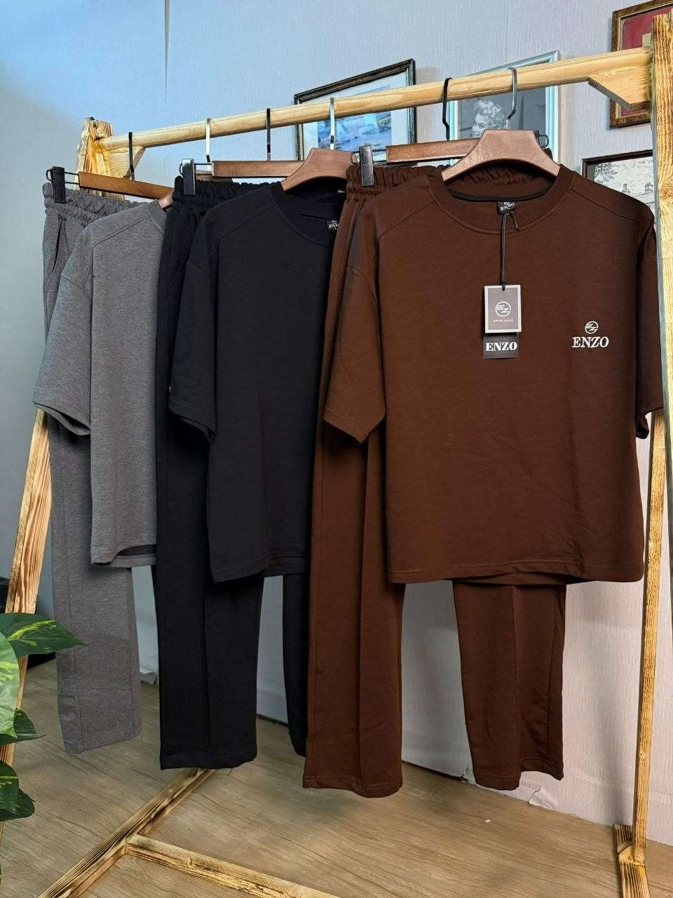 سوت  كات
خامه قطن 
تركي ماستر 
ENZO 
قالب هاف عريض
القياس 
L xl xxl
الشد 15قطعه ب//270
القطعه ب18الف
يجي قياس xl xxl 
مكرر بالسيري


**إذا كنت صاحب هذا الإعلان وتريد حذفه لأي سبب، رجاءا أرسل رسالة إلى الدعم الفني**