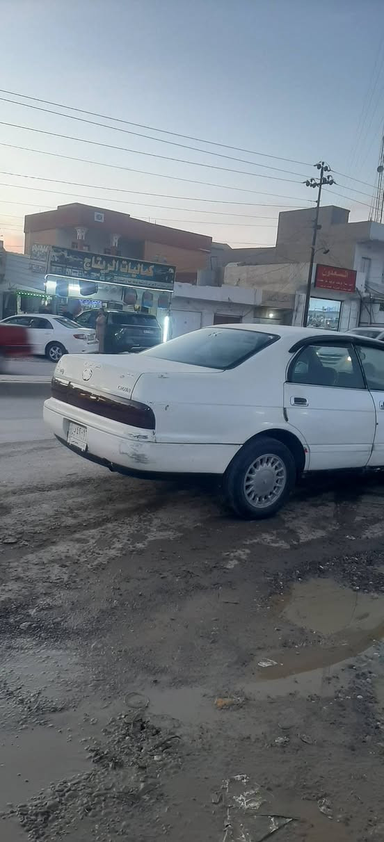 بطه للبيع ويرهم مراوس
 
كير محرك شرط ابلادي 2500    

غرفتها حيل حلوه 

جاهزة للاخير 

تخم تاير جديد

رقم ألماني 

كهربائيات كلها شغاله

الكشر شوف العين  

مكان السيارة صلاح الدين   (  الشرقاط )

هـــ ‏‪***********
