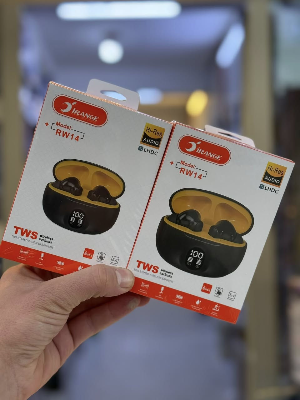 ✅✅🤙🏻🤙🏻 عرض خاص بسعر 8000 🤙🏻🤙🏻✅✅

▪️ايربود Irange نوعية ممتازة 
▪️ لون اسود مميز مع شاشة لبيان نسبة الشحن
▪️ نوعية جيدة ضمان تجربة وبستر مناسب 
▪️تدوم قرابة 5 ساعات 

✅✅✅✅ سعر القطعة 8000 فقط ✅✅✅✅

➖➖➖➖➖➖➖➖➖➖➖➖➖➖➖
❇️ يتوفر 🚚 توصيل لجميع المحافظات 🔥
للتواصل : متواجدين فقط على الواتساب 
*********** طارق
او الانستغرام https://www.instagram.com/moon_ligth100?igsh=emYyeWVheXUyaHk0&utm_source=qr
➖➖➖➖➖➖➖➖➖➖➖➖➖➖➖
العنوان 📍 : هيت - الجمعية الاولى - ( شارع حامي حميد) ( مكتب مون لايت moon light ) مقابل مجمع الملكة - مجاور مكتبة اقلام
