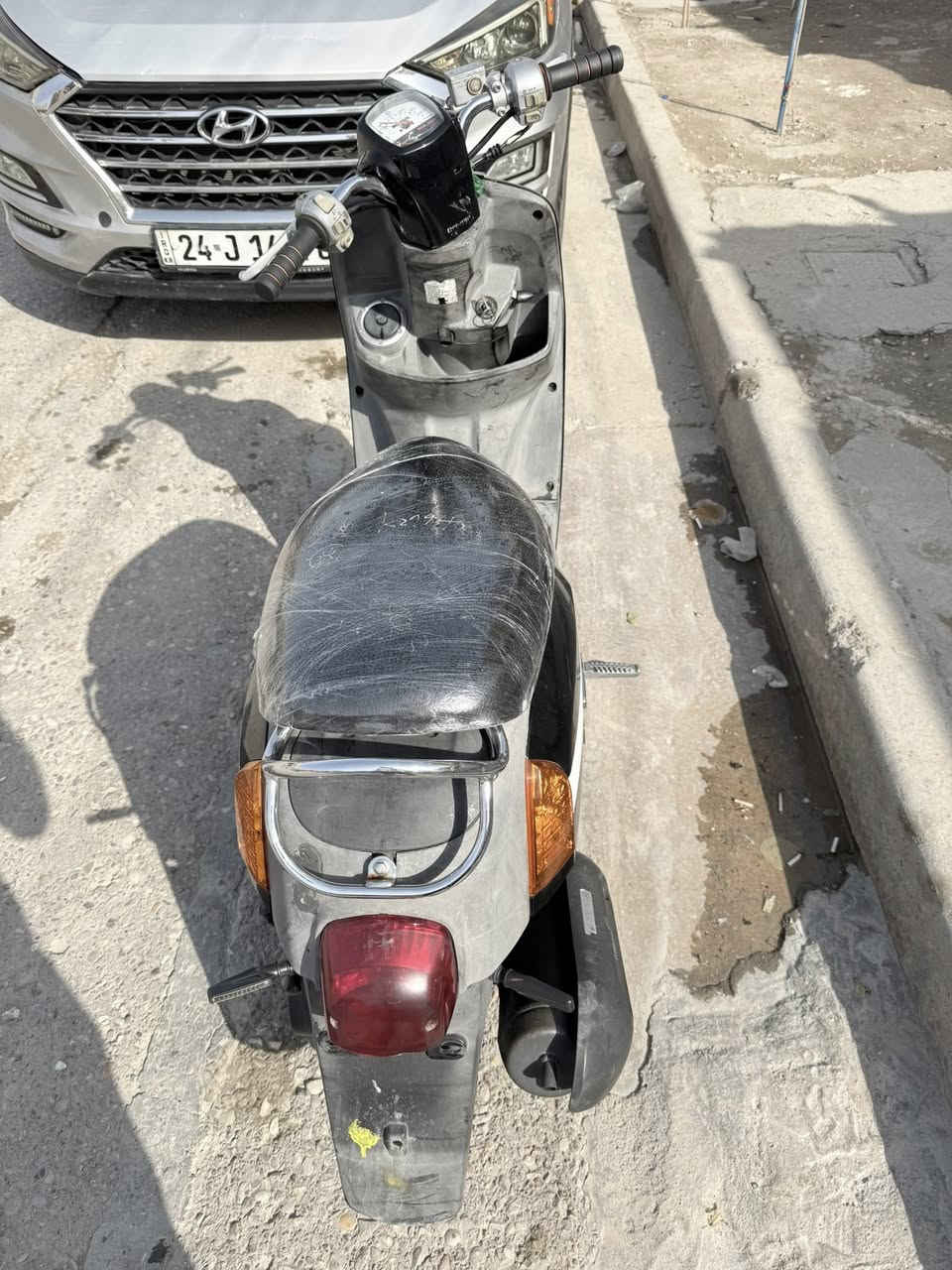 بوليس للبيع دراجه مرتبه مكفوله حلوه وخير من اللّٰه كابريتر نكره كامله مكلمه كبل لشارع مكينه وناعمه ماتسمع صوت اله صوت .
مكاني بغداد الحسينيه الراشديه تواصل ع واتساب السعر ع الخاص 
***********
