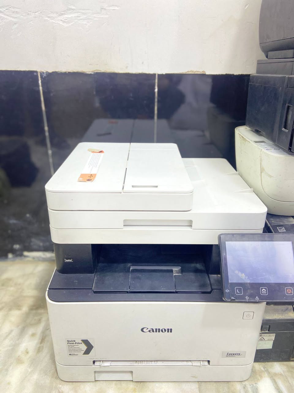 السلام عليكم طابعه كانون للبيع السعر ١٥٠الف بغداد
***********
