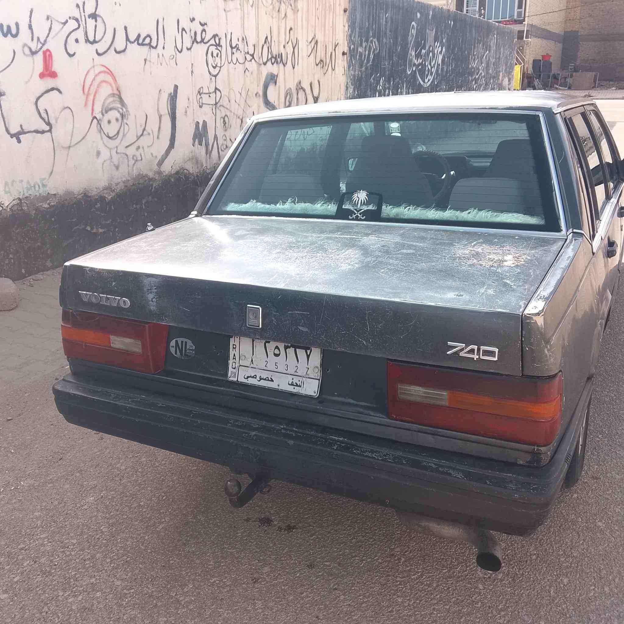 سلام عليكم لبيع سياره فولفو مديل 90 رقم نجف مكينة وكير ابلاديات حداديه نص عمر تخم تاير مكان سياره في النجف السعر 30 وبيها مجال.       ***********
