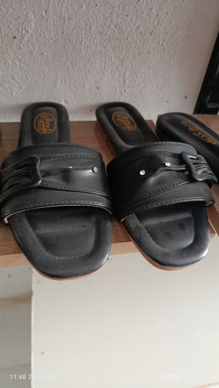 مجمع محمد /تخفيضات اليوم سعر القطعه 4🔥حي العسكري قرب مجمع بيت فاخر


**إذا كنت صاحب هذا الإعلان وتريد حذفه لأي سبب، رجاءا أرسل رسالة إلى الدعم الفني**