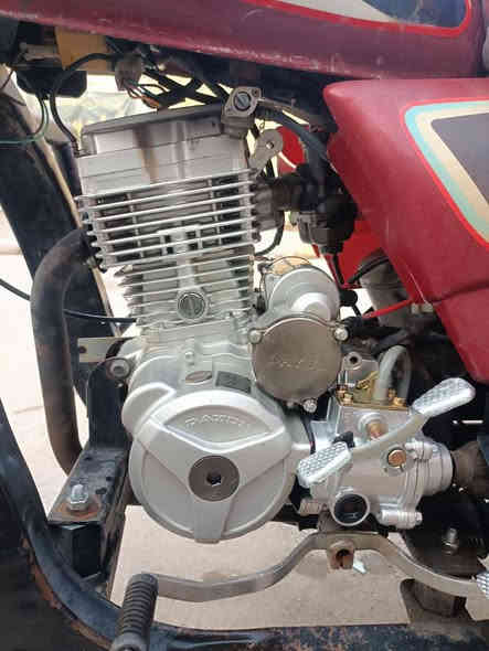 السلام عليكم
ستوته موديل 2019 للبيع 
-اوارق كامله 
- محرك 2025 جديد
- صلاصه جديده
- بنزات وبيت دسك جديد
-  سلف كلوب امامي خلفي شغال
السعر مليون وخمسميه (مليون ونص)
دراجه نضيفه كبل تشتغل بيه مايحتاج تبدل بيه شي هستوني معمره كله
فقط تواصل رقم 
***********
