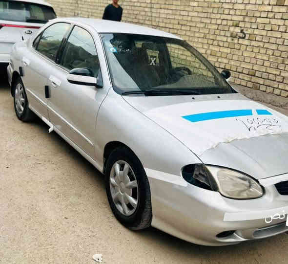 السلام عليكم 
النترا موديل 2000 لو شباني السياره جاهزه المعمره صبغته حزام جماليه تهم تأثير جديد محرك  كير خير من الله وعندي صورها قبل الصبغ على أيدي صار له عندي 3 سنوات رقم انكليزي صلاح الدين بسمي  العنوان بغداد  بلديات السياره جاهزه يعني شغلات بسيطه  السعر 52 وبيه مجال الجادين ***********
