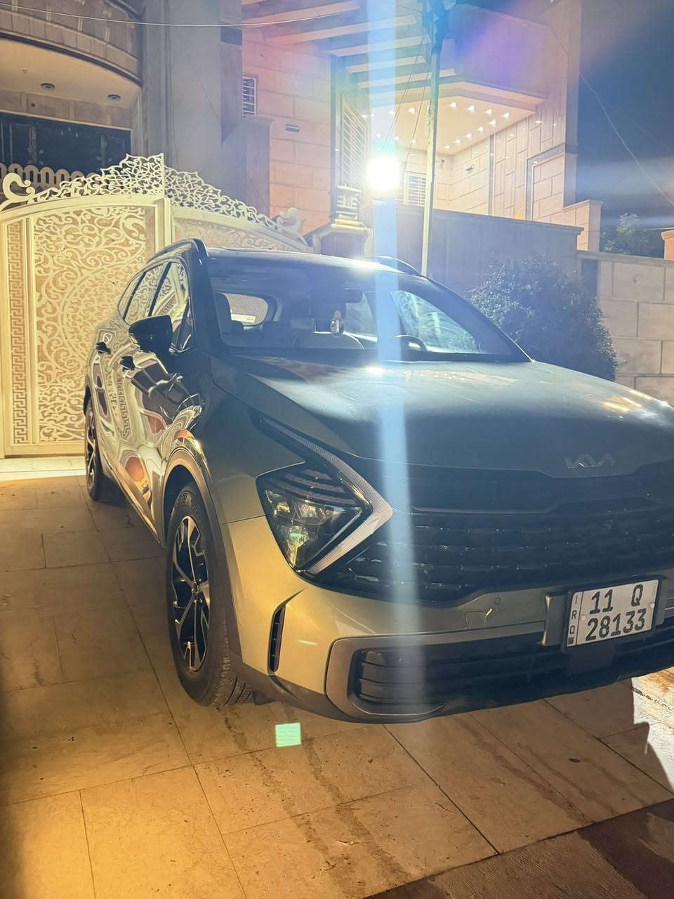 السلام عليكم سبورتج 2024 هايبرد حجم لارج يعني طويلة
خليجي تجميع صيني 
ماشية 25 الف كيلومتر
فوول مواصفات للاخير 
صندوق كهرباء 
كامرات 360درجة 
فتحة سقف بانوراما
كشنات جلد تدفئة تبريد
دشبول ديجيتال 
وضعيات قيادة 
حساسات امامي خلفي
رادار امامي 
تثبيت مسار 
تثبيت سرعة
مري كهرباء 
اربعة جام اوتو ضغطة وحدة

السيارة بيها تعديل بالبنيد بدون دواخل وشبر بجاملغ بارد
مكان السيارة بغداد تحويل ثاني يوم
سعرها 210 وبيها مجال بسيط
***********
