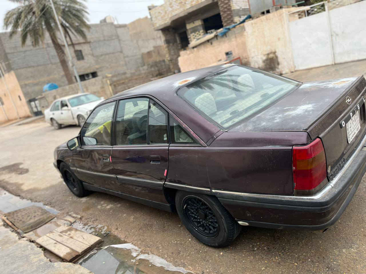 سلام عليكم للبيع او مراوس اوبل اوميكة موديل ١٩٩١ سيارة تخم تاير باتري جديد دوشمة جاهزة سيارة بدون صبغ بلادية كهربائياتهة كل شغالة علا وضع لشركة سنتر لوك سستم سماعات شاشا سيارة جاهزة رقم كركوك سنوية ل ٢٩ مكينة حاوية ٢٠٠٠قبق اسود حديث هية وتفرعاتهة سعر 35 لعنوان ديالى المقدادية رقم لهاتف ***********
