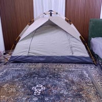 خيمة • سرير قابل للطي • نوم وجلسة