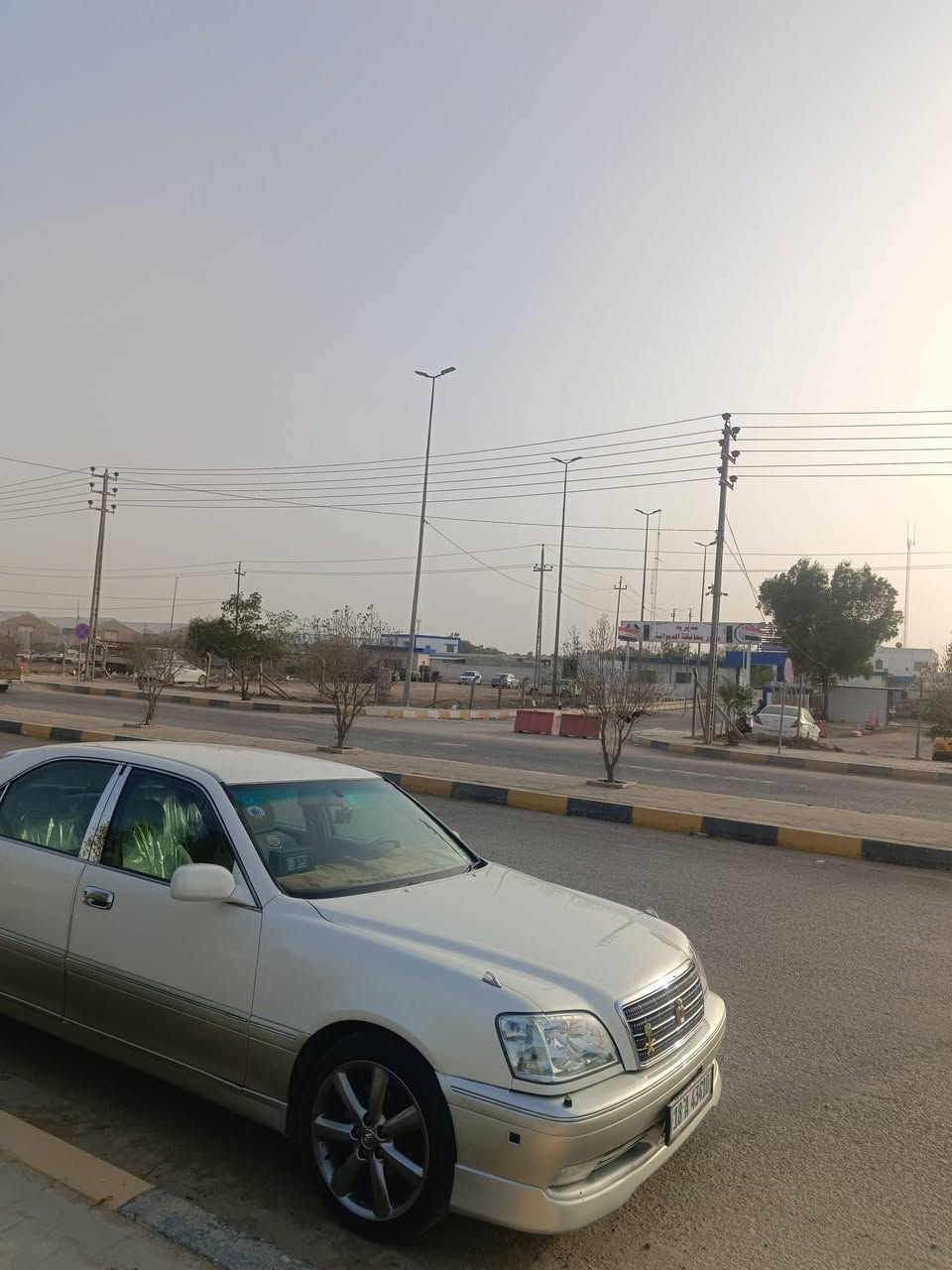 السلام عليكم للبيع ملكه 2001 دكمتين 
رقم بابل سنويه 2031 بسم صاحبي ثانيوم تداور وين ميعجبك السياره بيه ضربه بل بجم/ مكصوصه بدنه وشاصي 
مكينه ديفور الكبير كير مكفول تبريد تدفئه شغال وعشرط 
تحوير فوك امارات جوه نجف السياره جاهزة وين ميعجبك افحص مكاني النجف الاشرف حي القادسيه الشراي يتصل 
***********
