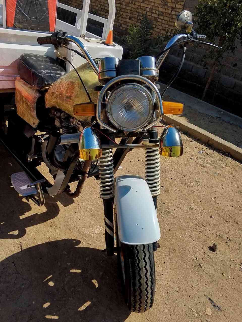 سلام عليكم ستوته للبيع اوراق كامله مديل 2016تعمير كله جديد مكينتهه مامفتوحه توايرهه تلاثتهن جدد اليوم شديتهن سدر من فوك لجوه جديد شاصيهه جويه لحيم ماكو الستوته احله من الصوره بعد 1400او بيهه مجال مكاني شطره ***********
