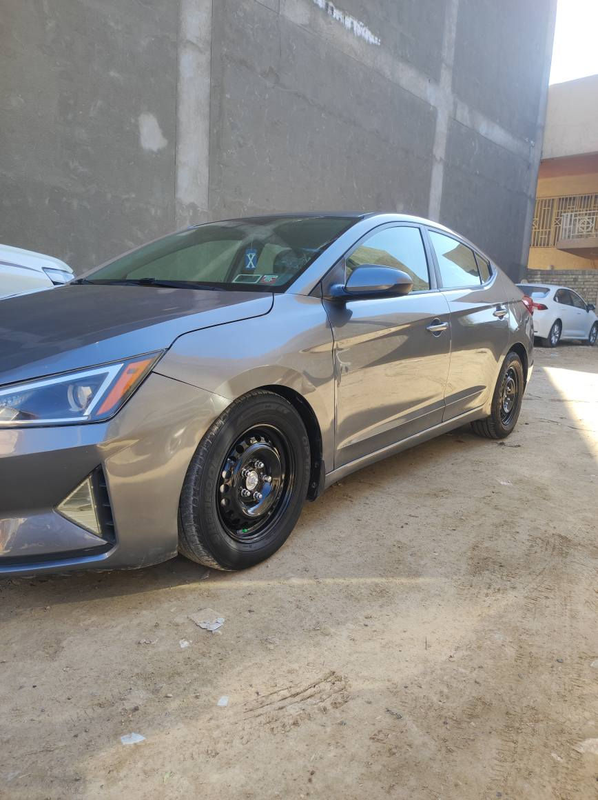 السلام عليكم 

هونداي النترا وارد امريكي SE موديل 2019 كير at المرغوب رقم بابل حادثها جاملغ امامي وجافت البنيد فقط بدون دواخل ماشيه 43 مكينه كير مامفتوحات جديده السياره السعر 137 وبيه مجال قليل مكاني بابل *********** حلة, بابل
