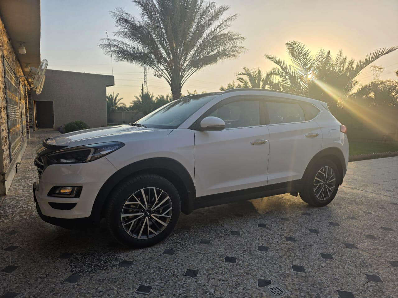 توسان خليجي شركة القلم 
2020 محرك 2000cc
ماشيه 80 
موصفات الفول 
كفالة عامه
رقم بغداد باسمي


**إذا كنت صاحب هذا الإعلان وتريد حذفه لأي سبب، رجاءا أرسل رسالة إلى الدعم الفني**