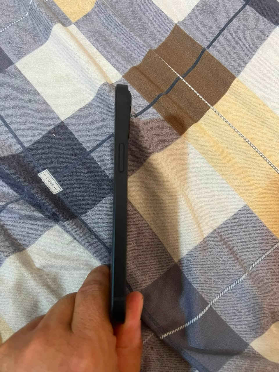 iPhone 13
128GB

قدره البطاريه 99% مش مرفوعه  فحص الكمبيوتر موجود ب الصور 

الجهاز بحال الوكاله مش مستبدل. في ولا اي قطعه. سكور 100

اصلي وغير مجدد M

للبيع بسعر حرق 270 من الاخر 

الاستفسار 0781591131


**إذا كنت صاحب هذا الإعلان وتريد حذفه لأي سبب، رجاءا أرسل رسالة إلى الدعم الفني**
