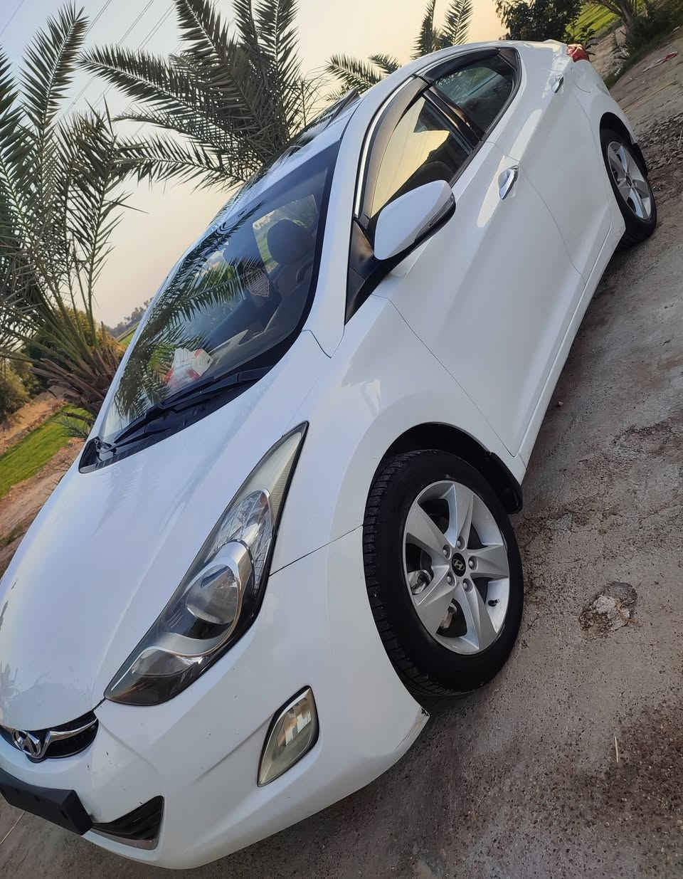 س/ع بيع او مروس ب افيو الانتره ٢٠١٣ خليجي فول ١/١ مكينه ١٦٠٠ دوش سياره مكفوله كفاله عامه رقم اربيل تحويل وكاله بشرط سياره شرط جديده او مامتعوبه وجاهزه مكينه كير كفاله حداديه تايرات جديده تبريده داخل حلوه ونضيفه اي استفسار *********** مكان مشخاب
