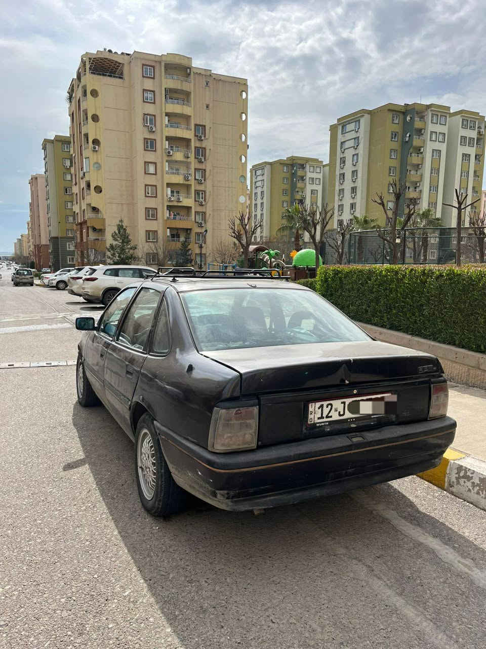 اوبل فكترا موديل 1992
صبغ عام
سنويه ورقم وهزه جديده سياره باسمي
محرك حجم 20
كير جديد
تراي وين متريد
تبريد شغال ثلج
كوبون بانزين
بطاريه وتايرات جديده
ويل كب الماني مو صيني
سياره بيها بعض نواقص بسيطه
مكان السياره موصل
للتواصل ***********
سعر 40 موصل, نينوى
