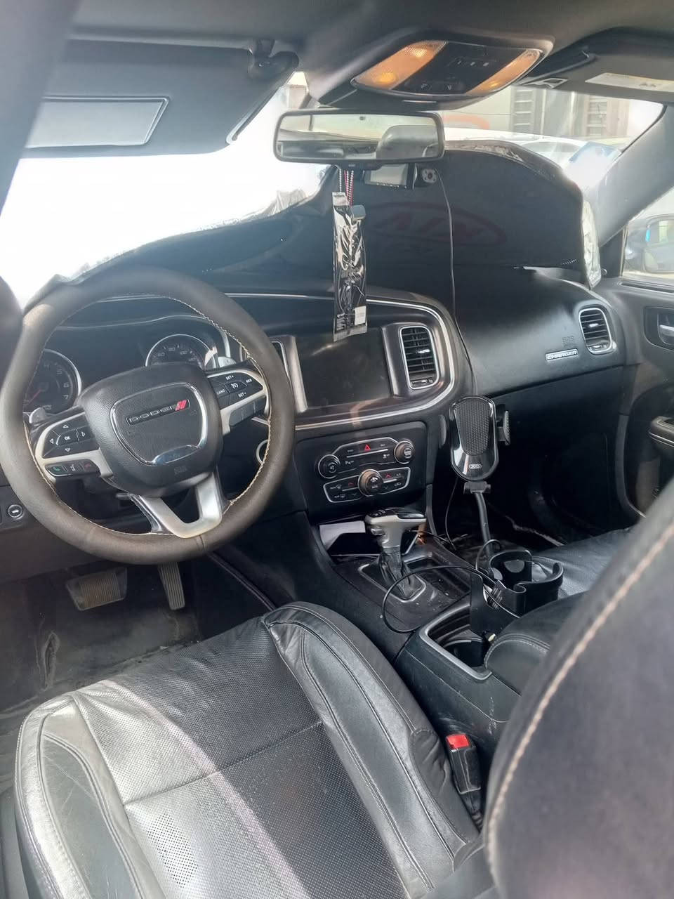 چارجر 5700 R/T ..  موديل 2015 بغداد بأسمي ...
فول مواصفات عدى الفتحه 
ماشية 85000 ميل حقيقي 
گير مكينه تبريد مكفول من كلشي ... دهن ادينول ومحسن فقط ... اكزوز بوابات ....

نواقصه / صدرهة نص عمر والدعامية الخلفية تحتاج بس صبغ بيهة جراد قليل .... 

السونار بالصور 

السعر 160 قفل مستعجل ومحتاج فلوسهة بدون اخراج الي تعجبه يراسلني واتساب ويدلل ما بيه ربع من الاخير ... 

*********** واتساب
