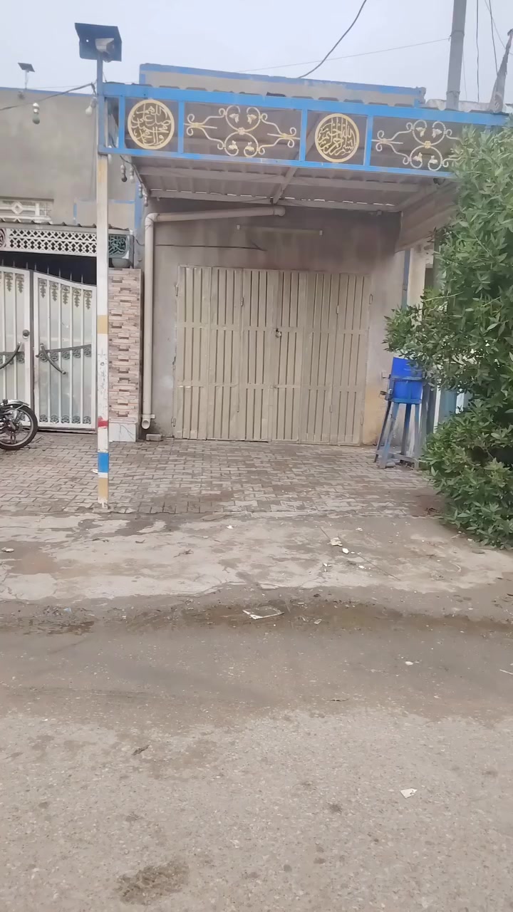 سلام عليكم محل ليجار حي جهاد جمعيه شارع لعريض  طول 7ولعرض 4 وهاذة رقمي***********
،
