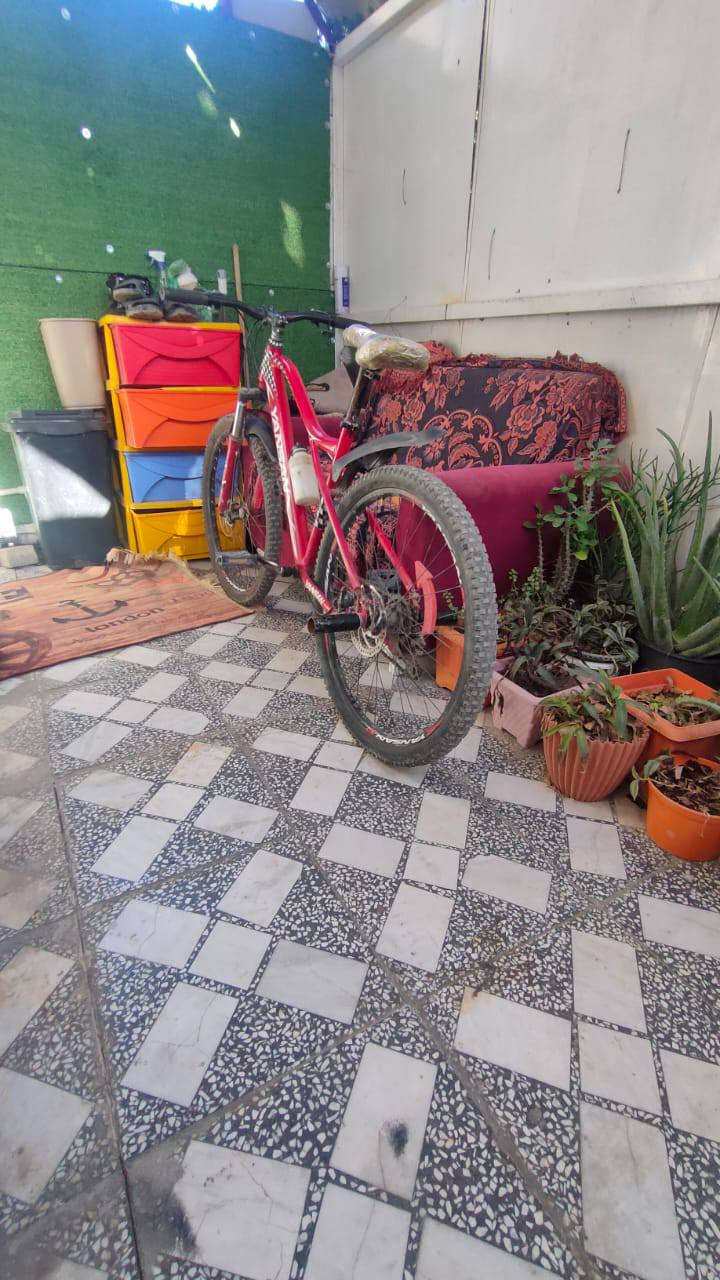 السلام عليكم بايسكل جبلي للبيع نضافة 90/100 مابي نقص حجم 26
بريكات
كير
دبلات 
السعر 65 وبي مجال مكاني بغداد الجديده 
رقم الهاتف.***********متواجد خاص واتساب
