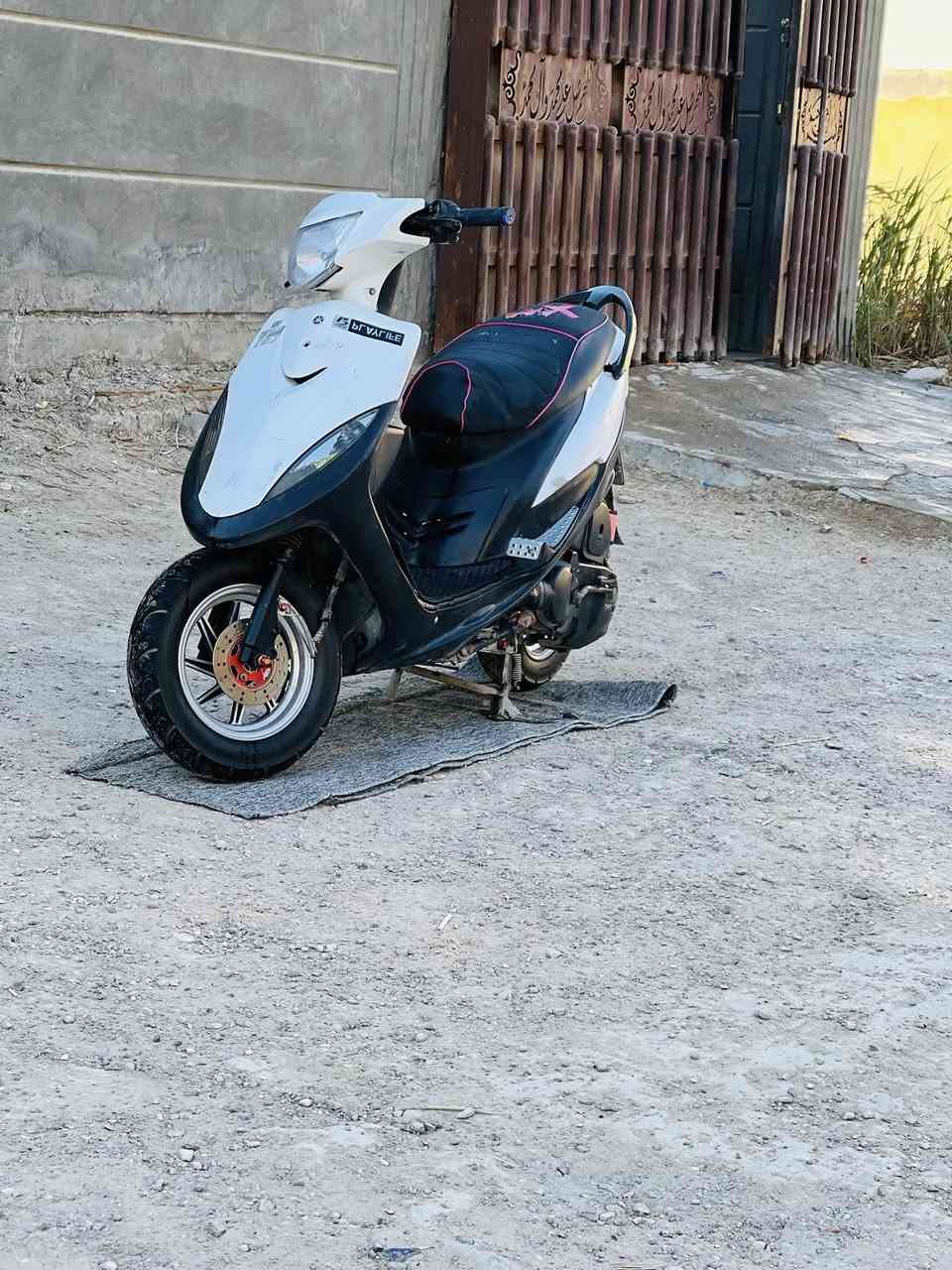 بسب الوعود الكاذبه 
ما مفتوحه والسعر يخبل 🤍#


**إذا كنت صاحب هذا الإعلان وتريد حذفه لأي سبب، رجاءا أرسل رسالة إلى الدعم الفني**