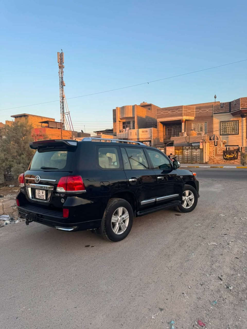 لاندكروز فطيم 8v مكفوله كفاله عامه عده البارد مكانها بغداد الحسينيه ناحيه الراشديه السعر 295 وبيها مجال حك جيتك سياره ولا قطعه صبغ بيها ***********
