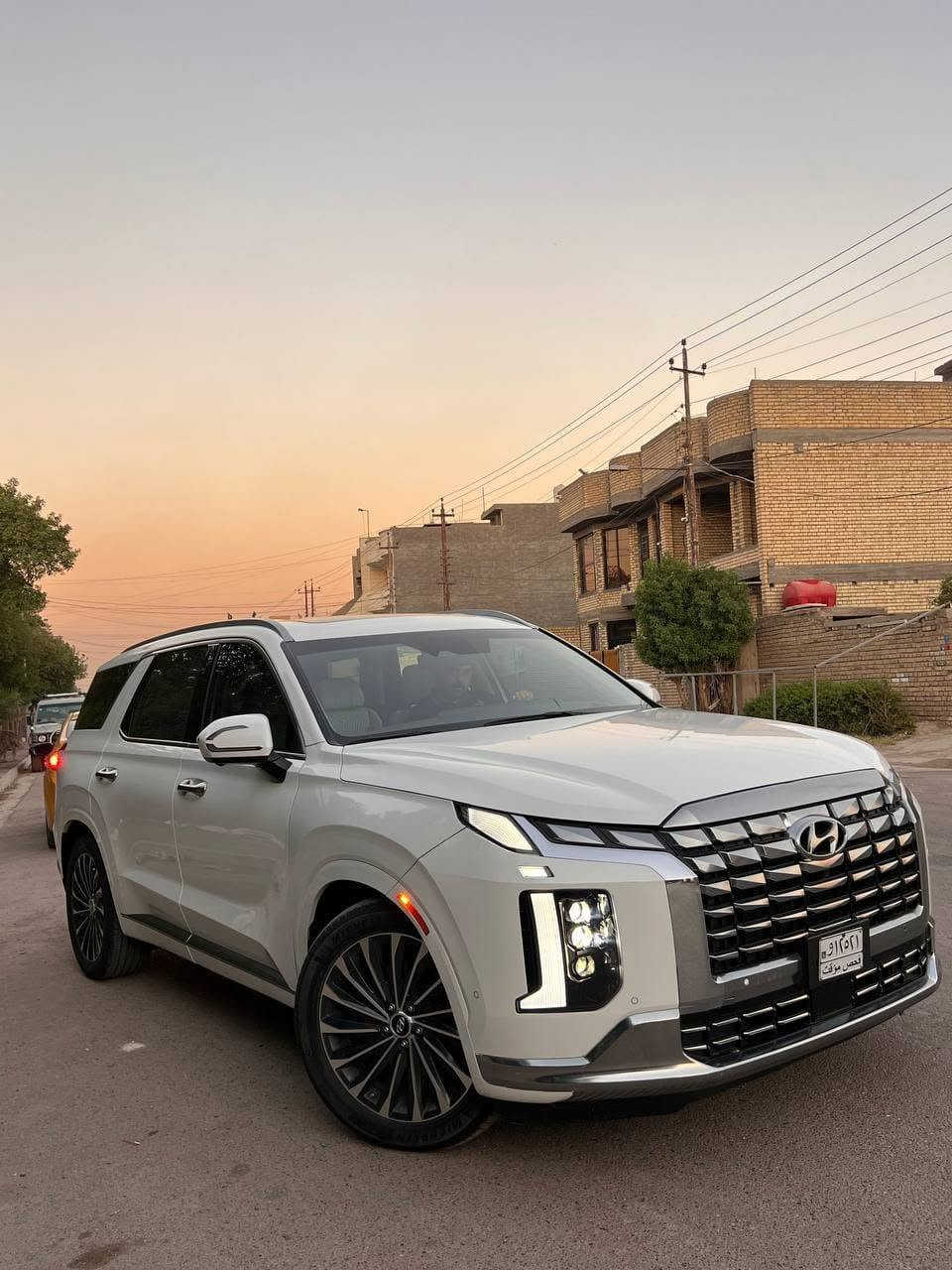 السلام عليكم بلسايد كلكراف هاتريك فول للاخير موديل ٢٤ ماشية ٣٤ بدون رقم مكاني بغداد للاستفسار واتساب 
***********
