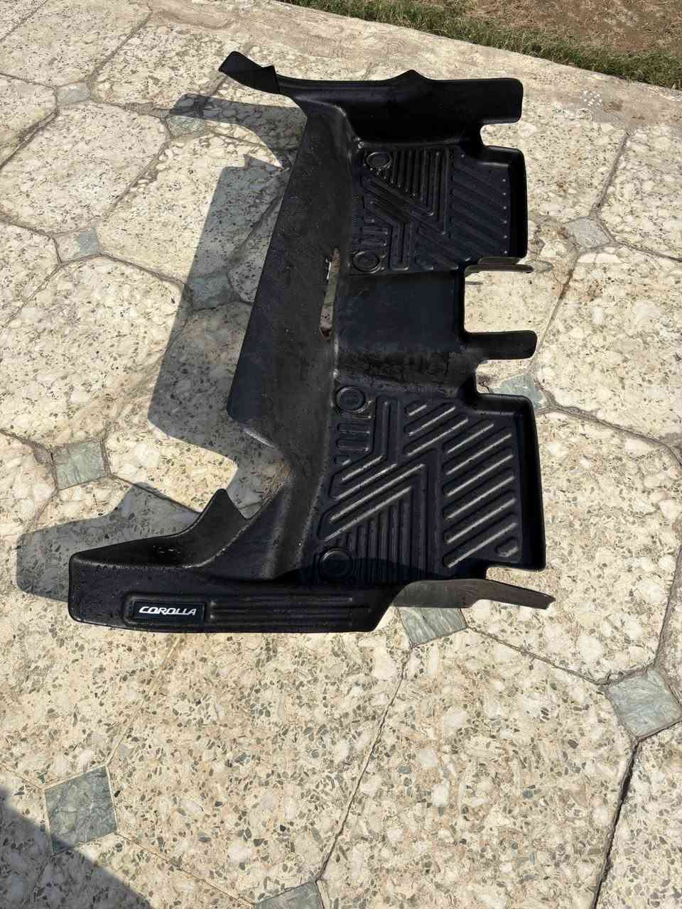 ارضيات حوضية وفرشة صندوك حوضية وفرشة دشبول من ريماك مشتريهة نوعية ثكيلة وفاخرة جدا السعر100 الف كلهن ***********
