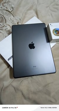 ايباد ٩ • ٦٤ جيجا • خدوش داخلية