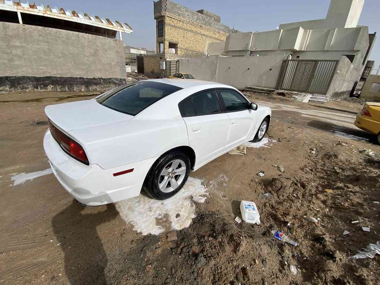 سلام عليكم للبيع جارجر 2013 سياره جديده كلش مكينه كير جدد سياره ما بيه نقص مكان بصره السعر اتصل ***********
