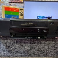 فديو كاسيت سوني شغال نضيف عرض وتسجيل شرط عل فحص تاخذه سعره 35 الف مكان...