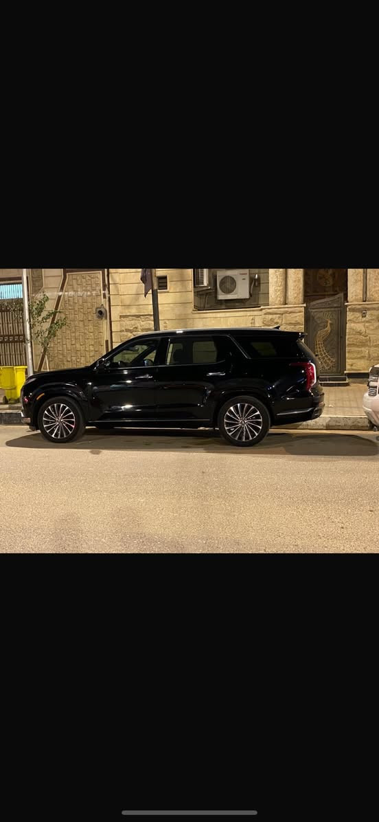 سلام عليكم لبيع هوننداي بليسايد 
موديل 2023 
فته كلكرافي 
أعلى فهة واحد على واحد 
تحكم بصمه تقدام وترجع
ماشيه 23الف 
حجم المحرك 6سلندر 3800
مواصفات سيارة كشن مساج
خمس كاميرات سقف كنتاره فتحه سقف 
بانورما قيادة ذاتية رادارات خلفيه وجانبية ومامية تدفئه تبريد وضعييات قيادة دخول بصمه ذكي نقطه عمياء شاحن لاسلكي مثبت سرعة مرايات جانبية هيتر وبعد بيه هوي مواصفات سيارة 

سياره حادثه تبديل قطعتين اصليه وقطعتين صباغ 

سياره مكانه بصره جمهورية 

سعر سياره 260 وبيه مجال للبيع مستعجل 

رقم اتصال ***********

***********
