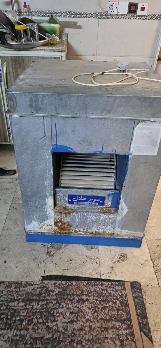 سلام عليكم مبرده لبيع لهلال نضيفه وكله جديد ماطور واتربم قايش حلفه كله جديد لسعر 75 رقم ***********
