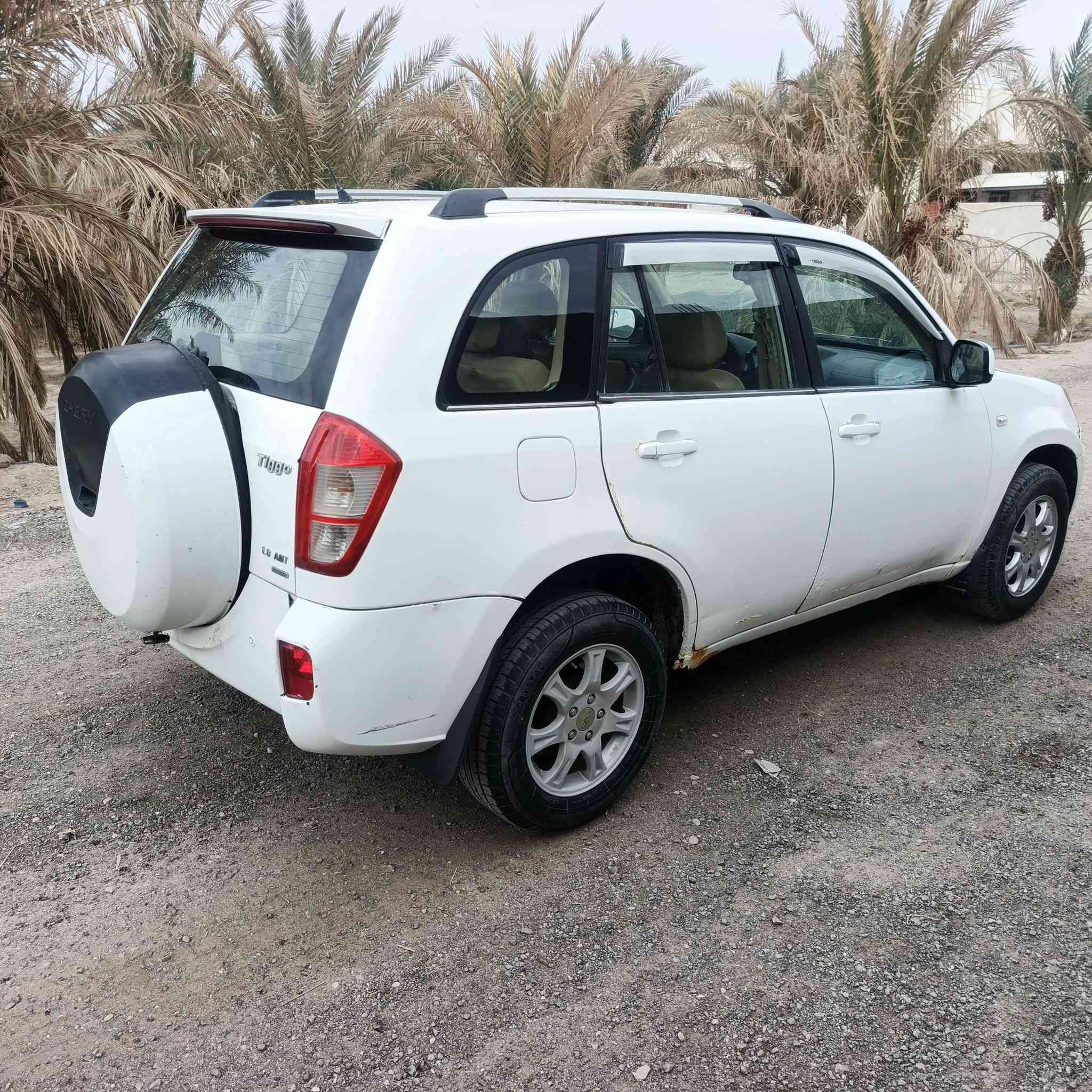 تيكو مديل 2013
جاهزه كير ومحرك حداده تبريد 
ضربه مابيهه مجرد خياس خفيف 
سعر 45 وبيه مجال قليل 
مكاني بصره 
***********
