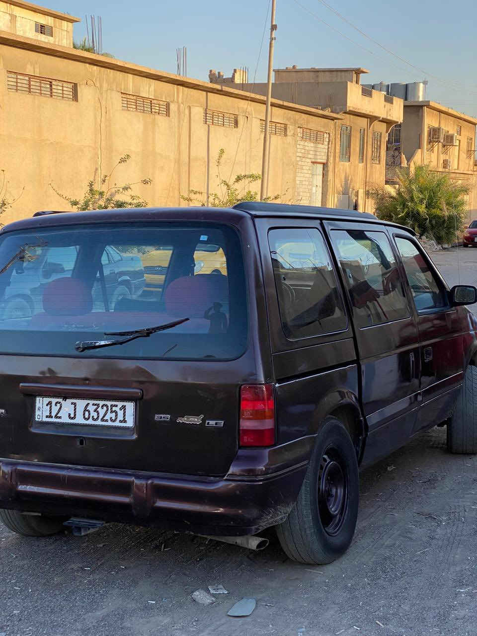 السلام عليكم
دوج كلايزر 
محرك باجيرو كير ميكانيك 
موديل 1994
محرك مال تفصيخ ماصارله شهر من شاده
صبغ عام جماليه فقط 
رقم نينوى جديد
هزه ارقام كله جديد
كابون بانزين  
بسمي السياره وشرط التحويل
السعر 32 وبيها مجال لطيبين 
***********
مكان السياره موصل ايسر
