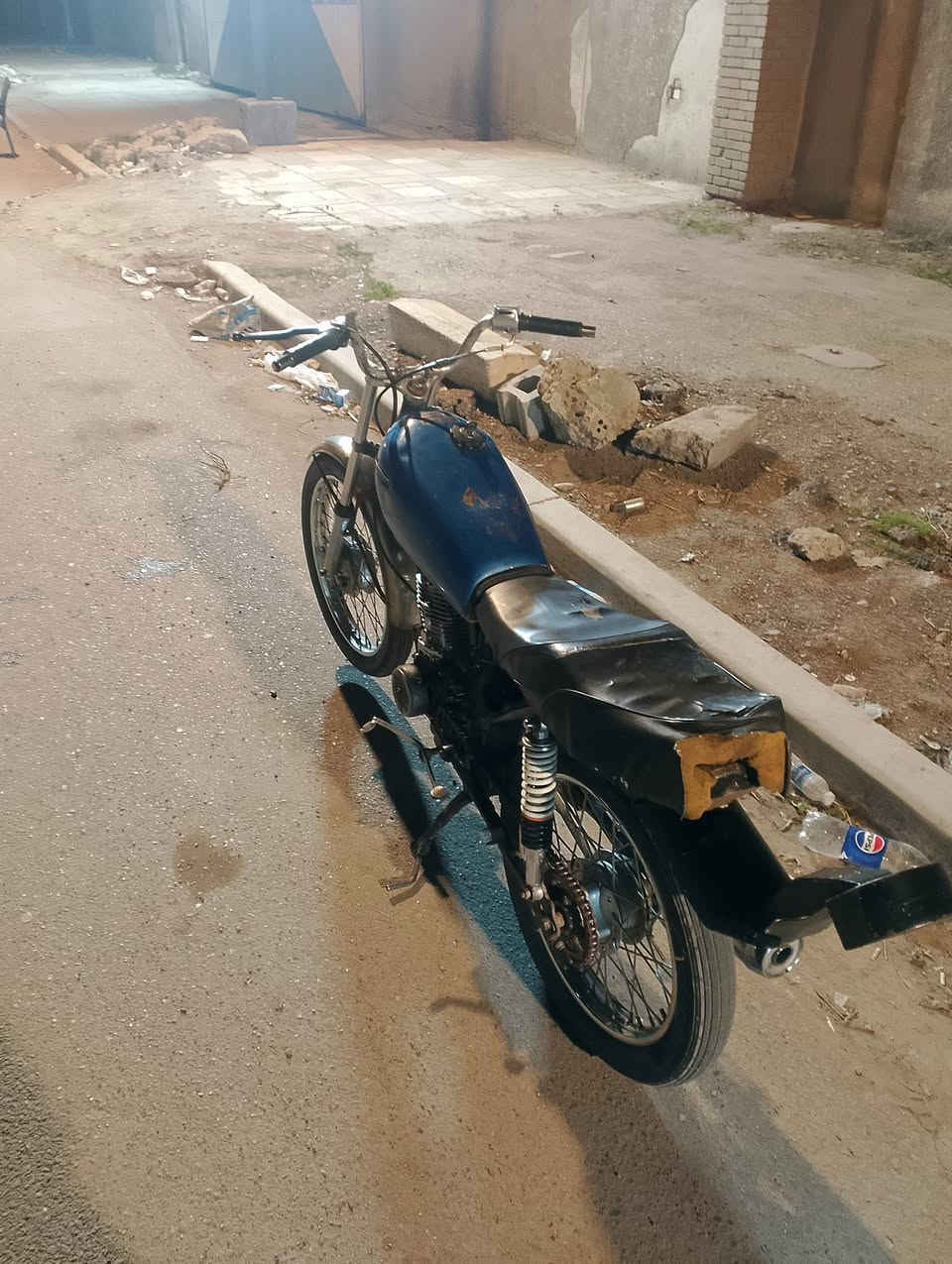 للبيع او مراوس 5 كير ...

سلام عليكم دراجة نامة 4 كير كلك اكفلك سرقة دراجة مكينة نامة نضيفة ويلات نامة صدر امامي دبلات خلفي نامة سبايدر طياري ناعمة نكرة سعر 375 وبيهة مجال مكاني زعفرانية ***********
