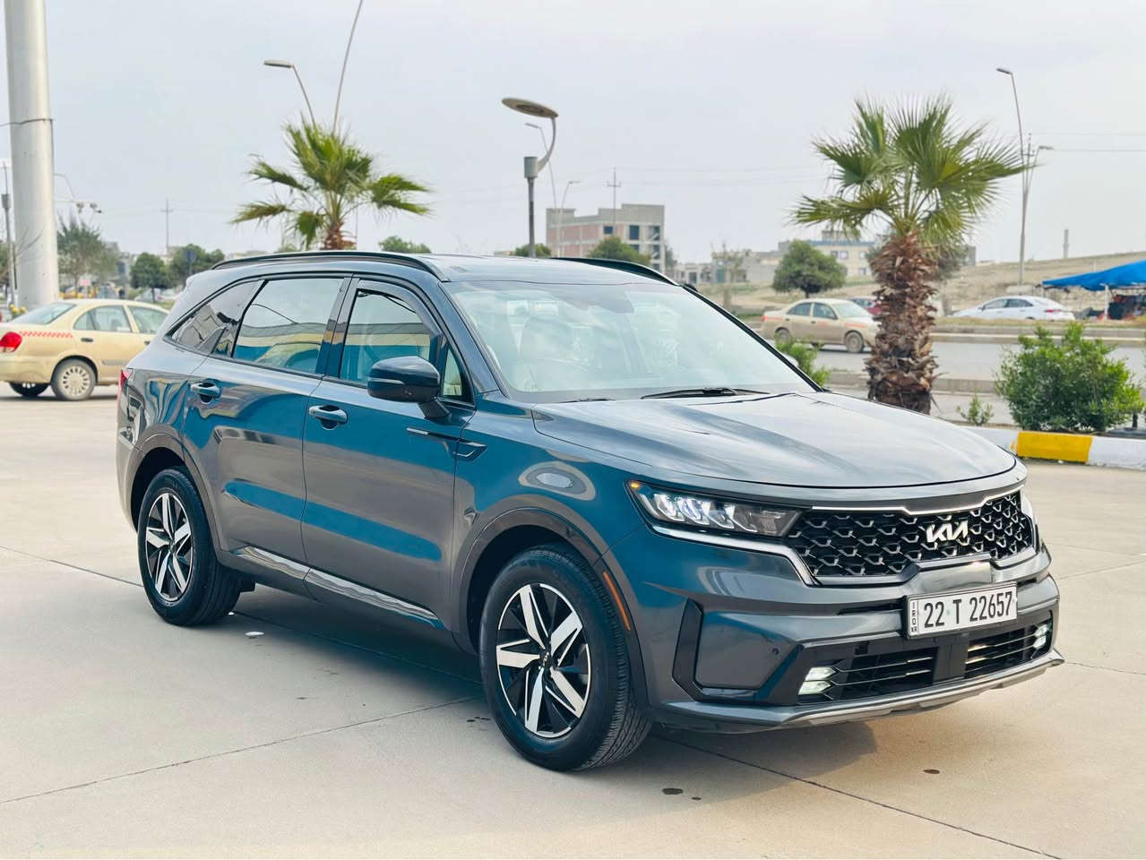 ‎كيا سورنتو  2023 
2023  Kia sorento

السيارة حادثه جملغ امامي و بند و جملغ خلفي ✅ كل السيارة ليبل واحد ✅ ما تحتاج مصرف كاملة ✅ 
ايرباك استيرن و كشن راجع سيستم 
‎ توربو محرك 2500 
فول 1/1  ماعدا بانوراما 
3  مقعد  7 راكب Vip 
‎بصمة تشغيل 
‎تشغيل عن بعد 
‎3 قطع تبريد 
‎كشن كهرباء
‎كشن جلد  
‎كشن هيتر 
‎رادار امامي 
‎رادار جانبي
‎تحديد مسار 
‎قياده ذاتيه 
‎تبريد لمس شاشه منفصل 
‎شاشه كبيره 
‎كامره دواره 
‎لايت لد عالي ناصي 4 عدسات 
‎6 وضعيات قياده 
‎اوتو هولد 
‎شاحن وايرليس كشنات شاحن استيرن تدفئه اشاير مري 
‎ايرباكات سليمه 100/100 
   
‎السعر  209   ورقة 
العنوان اربيل 🌹معرض اربيل كارس
*********** ☎️📞 أربيل, العراق
