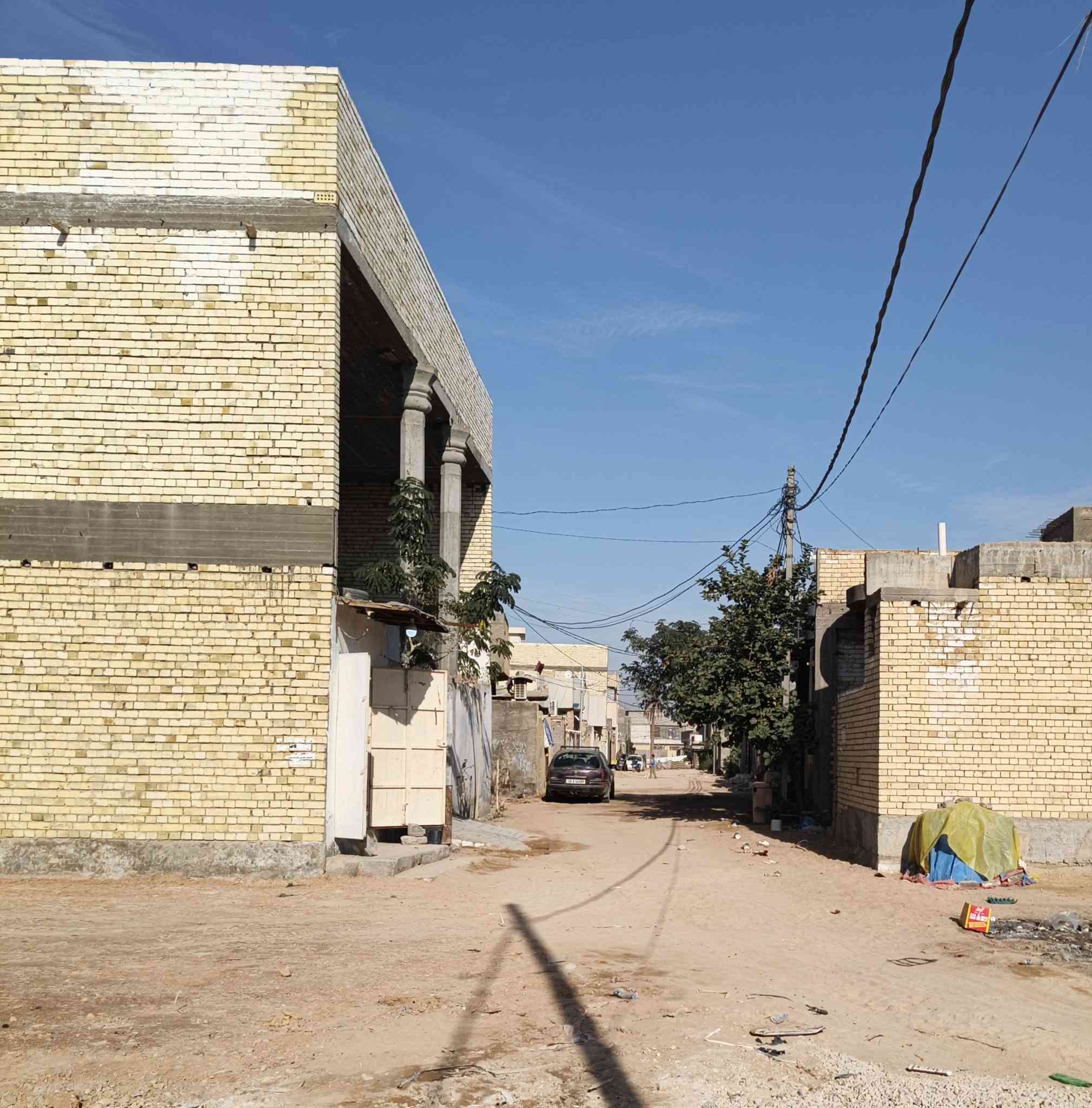 قطعه بسمي 100 متر سند 25 اقرار محكمةشارع 10 متر كيلوين عن الامام العنوان كنطرة السلام شارع البرج القطعه مدفونه ومحدوله السعر 38 بيها مجال بسيط ***********
