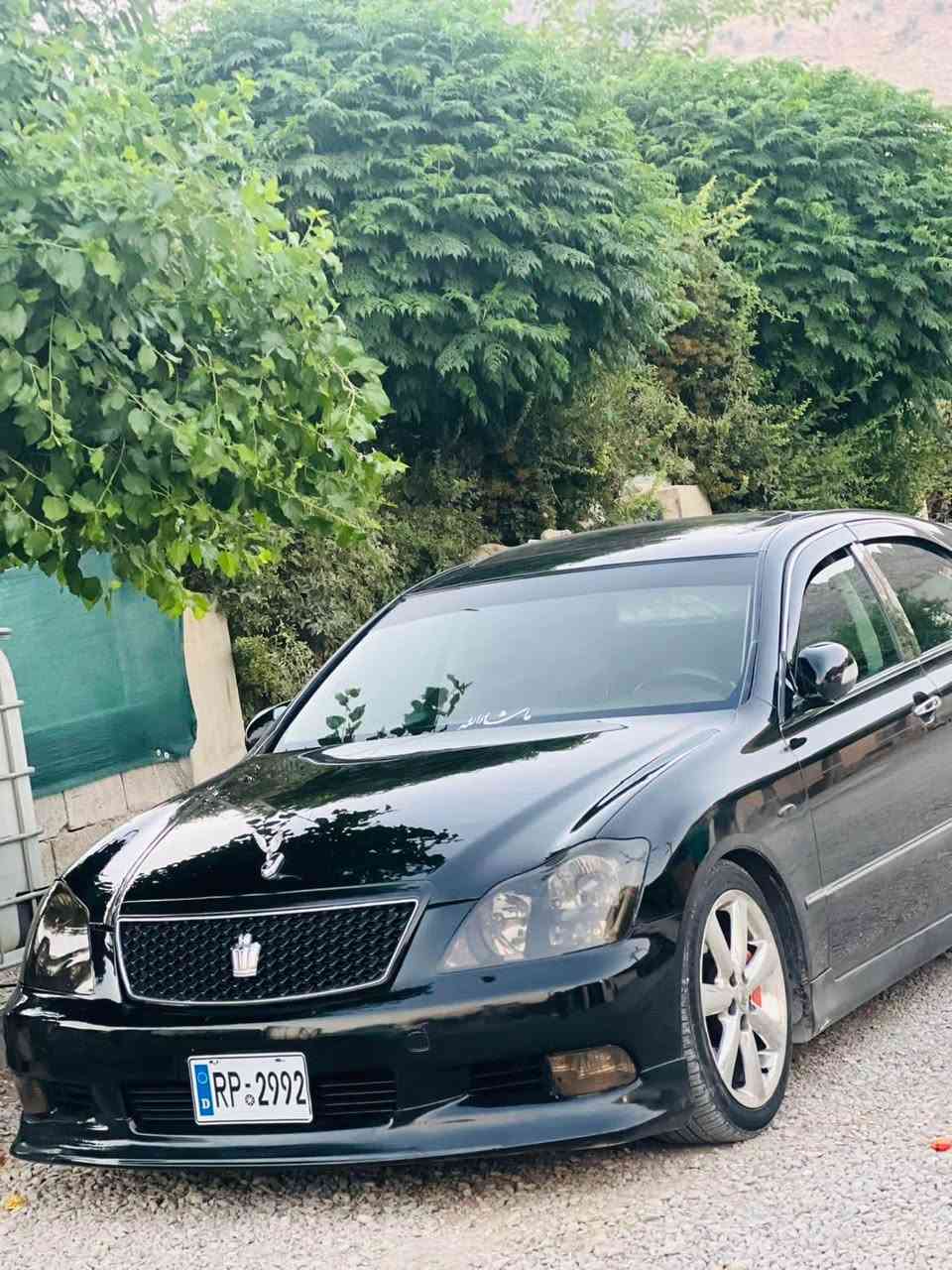 ۱۸٤ 
فووووول مواسەفات 
بەرمەجەو شوتەی سپۆرو تەرتیبات
زۆۆۆر بەقوەتە 
سەقفو عیزام بەشەرت 
یەک دیانار مەسرەفی نیە
تەبرید لەسەر سویج 
بوخارو دوکەڵە هیج کیەشەیەکی نیە 
پێشو پشت کەپس لێدرانی نیە 
بڕاوە بڕاوە  
شوین ڕانیە ***********
70گەڵاو مەجالێکیکەم Singapore
