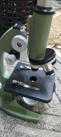 مجهر الكتروني • توصيل مجاني