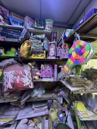 تصفية محل مكتبة وألعاب  منوعة مكاني بغداد القادسية 07705323651