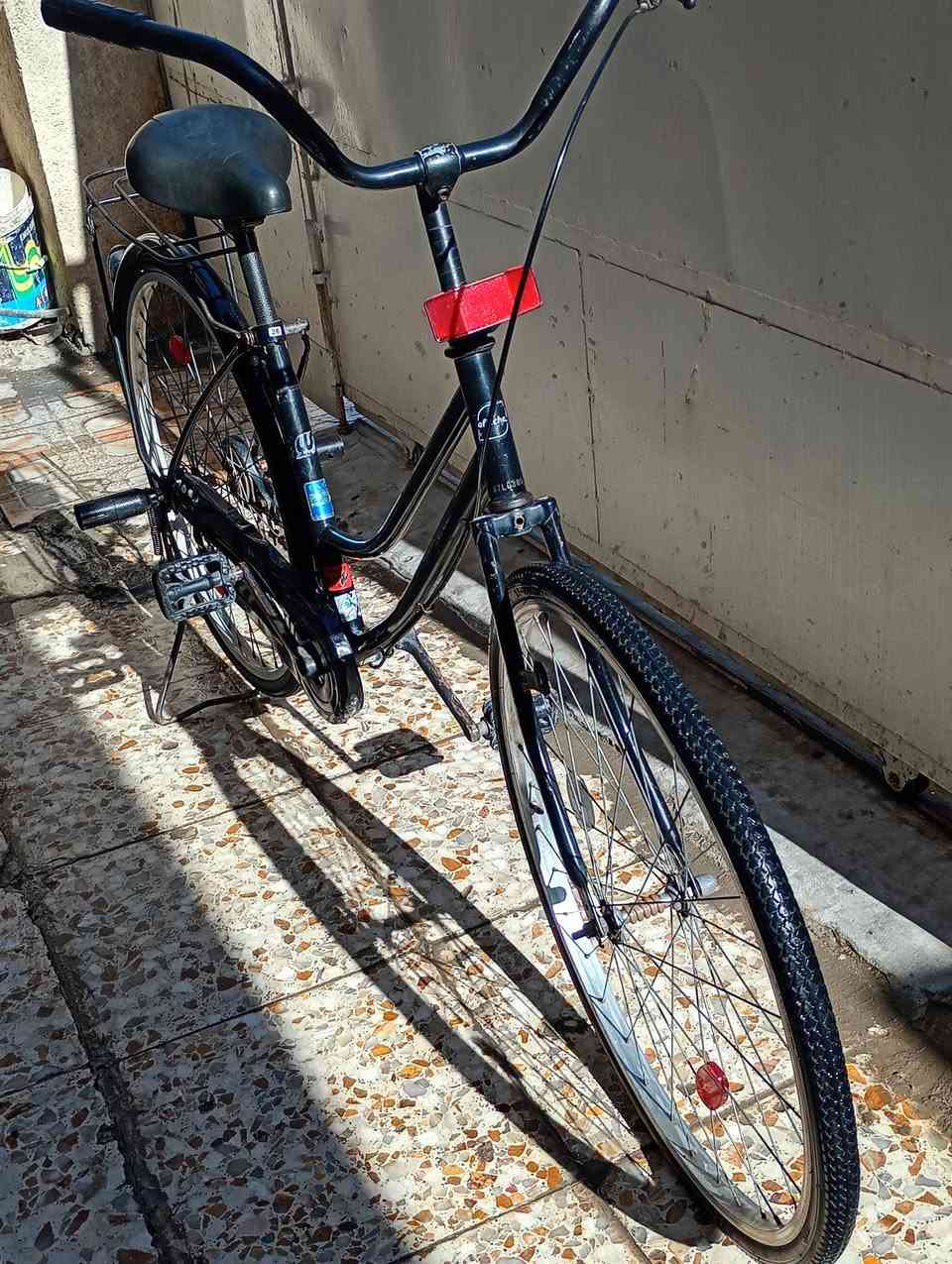 سلا عليكم بايسكل نضيف البيع السعر 75 اوبي مجال الرقم ***********
