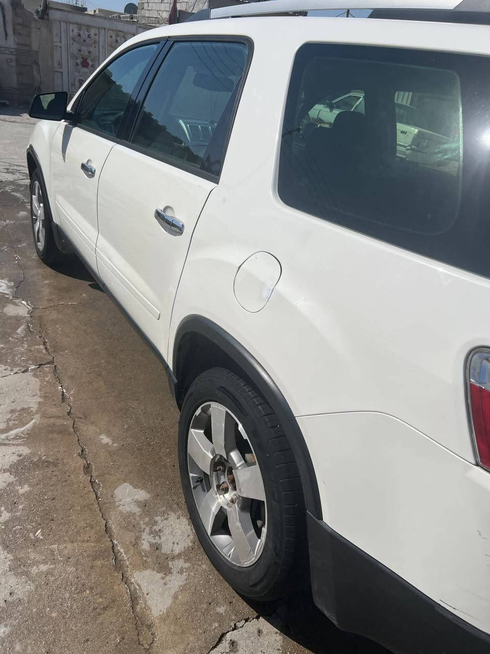 جمسي اكاديا 13 حاويه مكفوله
محرك وكير وتبريد وتدفئه مكفولات تايرات بالباكيت
رقم وسنويه اصلي  اربيل اطلع وين مايعجبك دك حاسبه العنوان البصره *********** السعر 65
