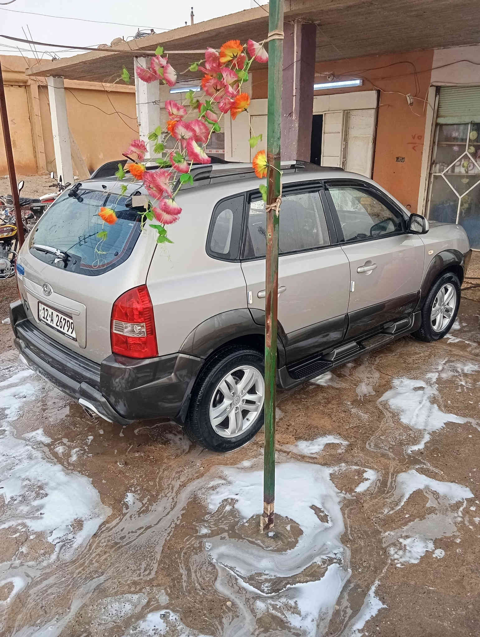 السلام عليكم
تكسون 2009 رقم نينوى الجديد شرط التحويل نظيفة احلى من الصورمحرك كيرشرط تفاصل موجودة بالسونار السعر 117 ومجال حگ الجية الشراي يتصل ***********
