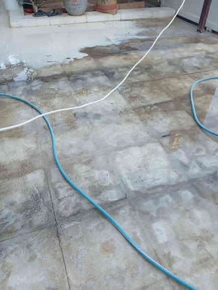 السلام  عليكم                                                                                جلي كاشي قديم
جلي الكاشي الخام 
جلي المرمر الطبيعي
جلي الصب الموقعي
مراحل العمل. كص وتنعيم. وتشربت. وتنعيم وتلميع. وبوليش شغل درجه اولى  وسعر مناسب للستفسار رقم ***********. ***********كركوك
