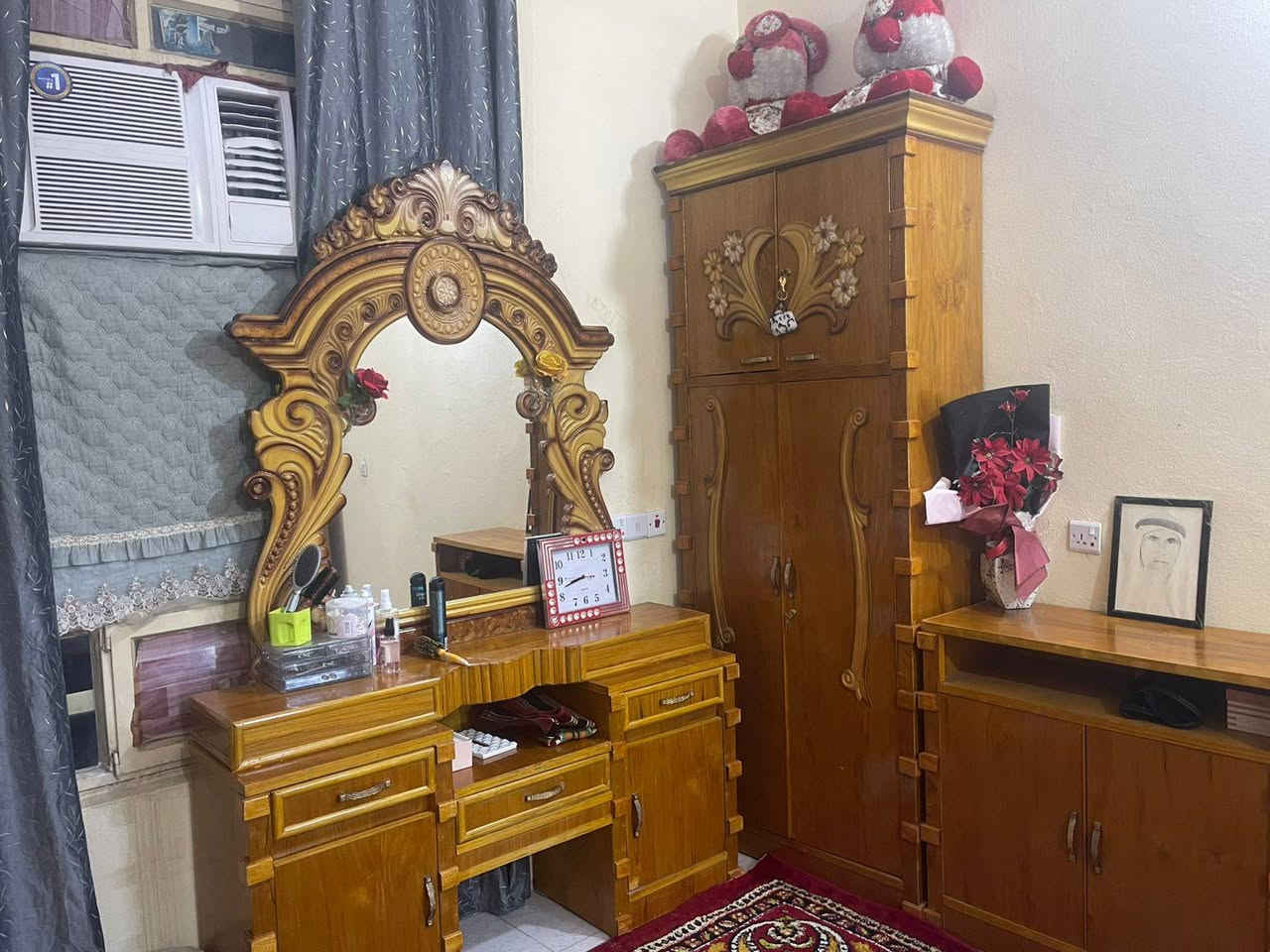 غرفة نوم مستعملة للبيع ب800 وبيهة مجال الاتصال على  الرقم *********** أو التواصل خاص عنواني ديالى
