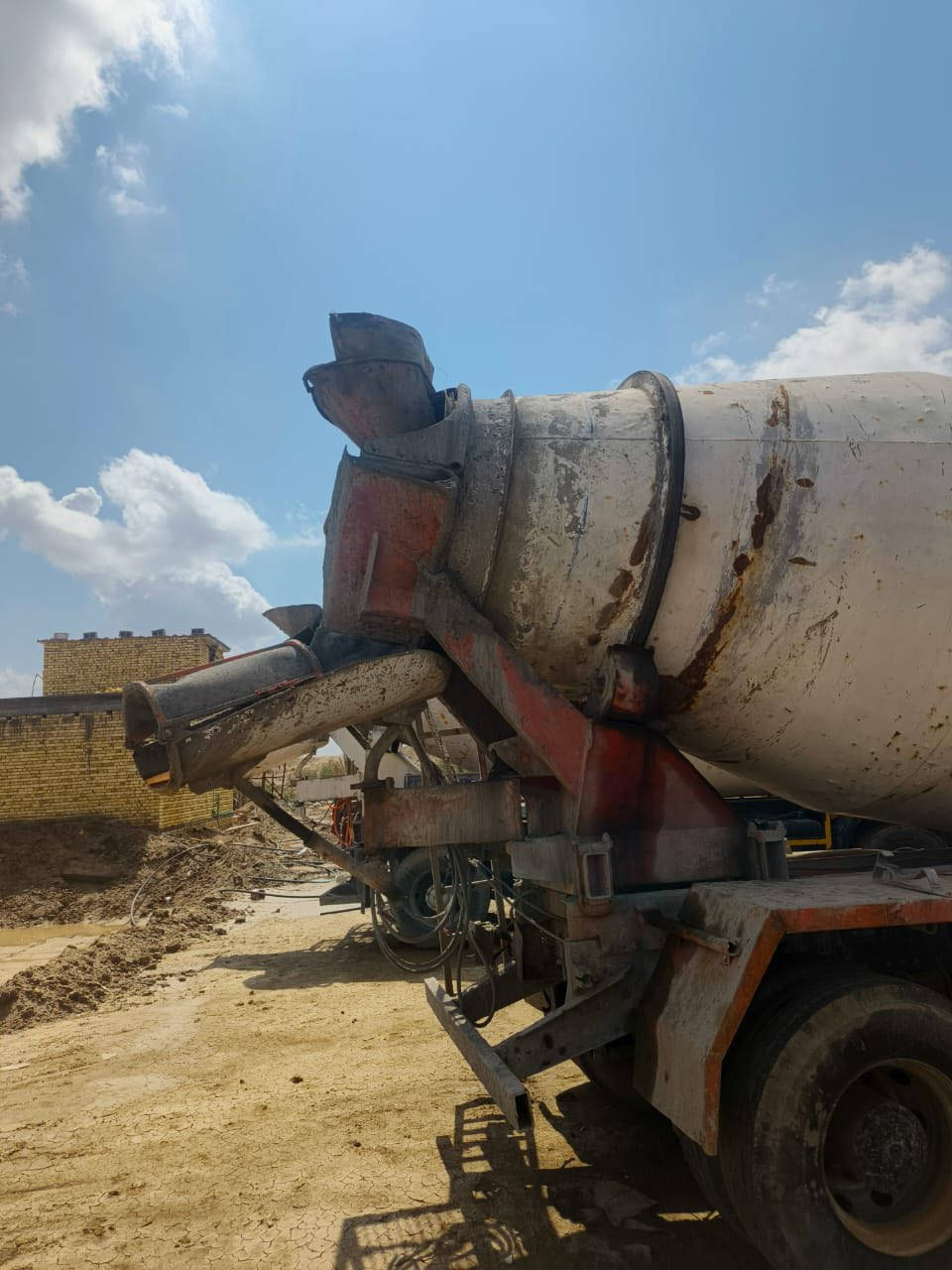 للبيع ‏مكينة 6 سوبر جديدة 10 م
رقم واسط  ***********
