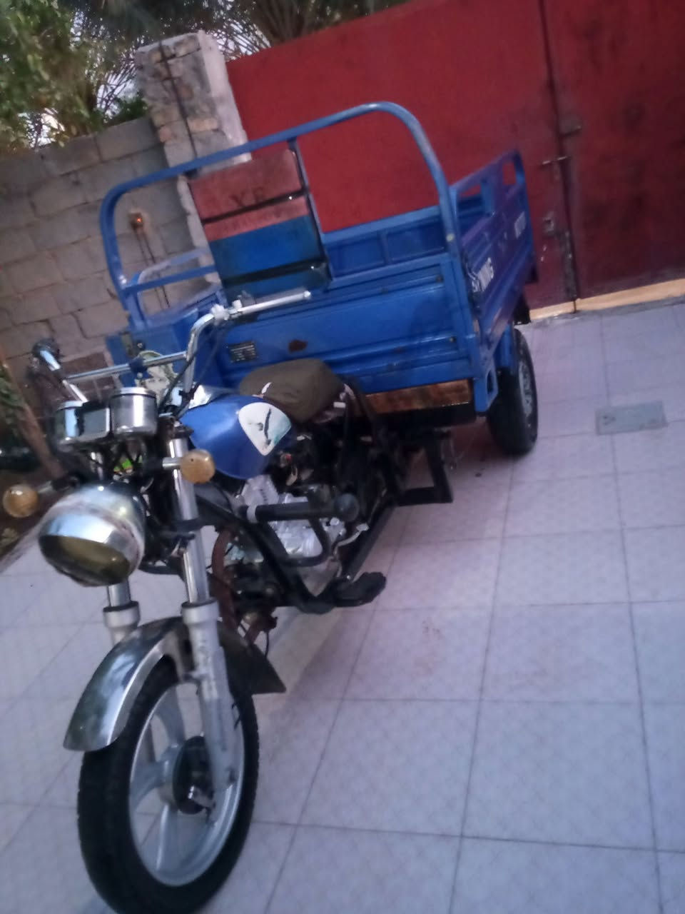 سلام عليكم ستوته موديل 22اوراق أصولي. مكفوله لحيم شاصي بدي مابي خياس ستوته خير من الله. سعر  1750 وبيه مجال بصيط حك جيه ‏‪***********‬‏
