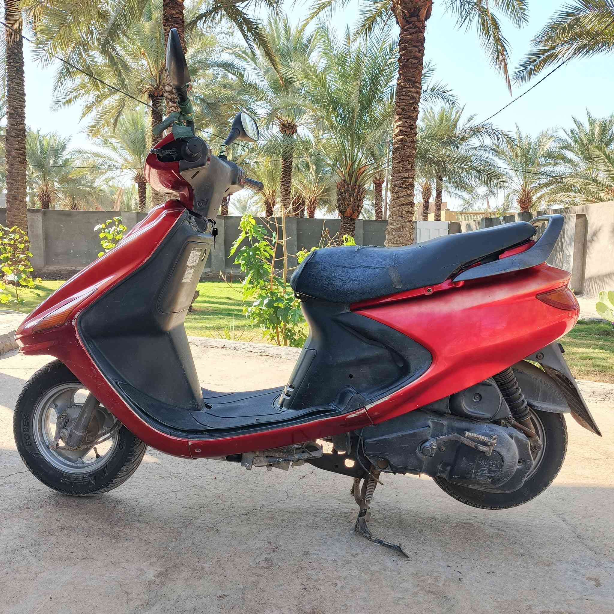 السلام عليكم دراجه فراشة للبيع ما مفتوحة 
مكاني الحله وردية خارج منطقة البعرنوس سعر 400 وبيه مجال حك الجيه التواصل خاص او الاتصال ع الرقم ***********
