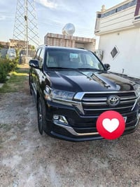 لاند كروزر • ٢٠٢٠ • محرك ٨